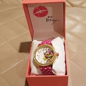 BETSEY JOHNSON XOX WATCH